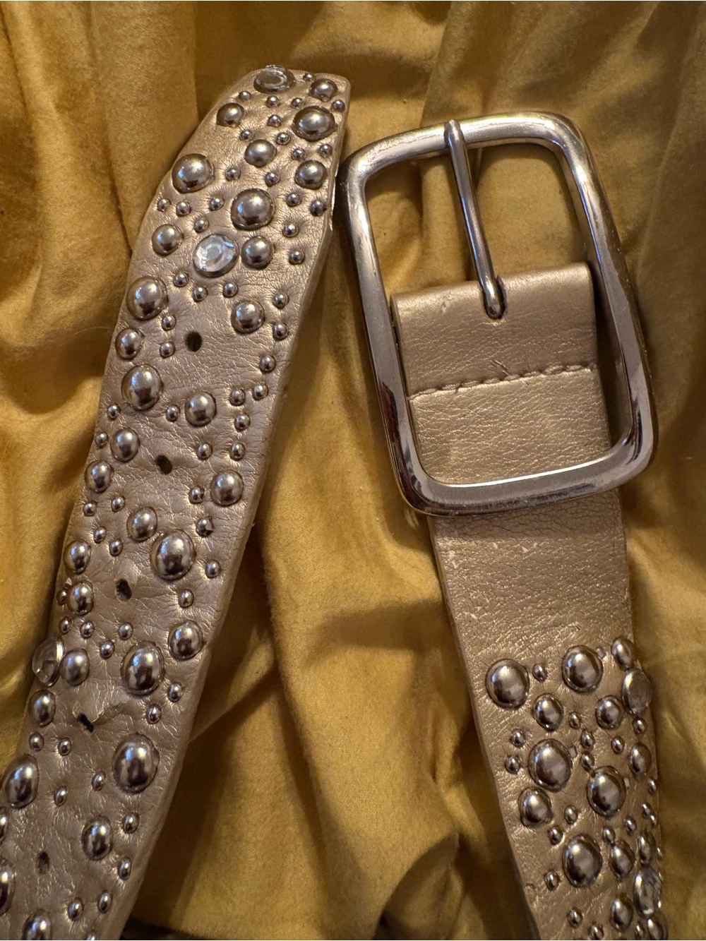 Vintage Y2K New York & Company Metallic Gold Studded Leather Belt